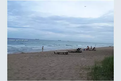 2121 N Ocean Blvd #1, Fort Lauderdale, FL 33305 - Photo 5