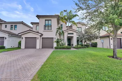 5742 E Brookfield Cir E, Hollywood, FL 33312 - Photo 1