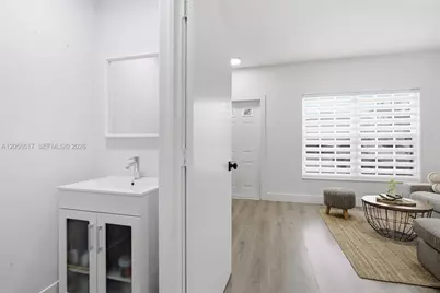 16631 Hemingway Dr, Weston, FL 33326 - Photo 13