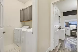 8870 NW 99th Path, Doral, FL 33178 - Photo 37