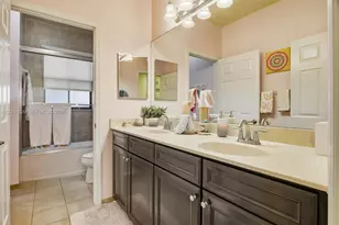 8870 NW 99th Path, Doral, FL 33178 - Photo 29