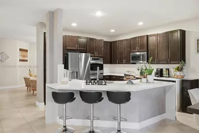 8870 NW 99th Path, Doral, FL 33178 - Photo 13