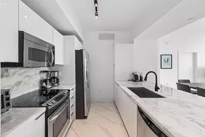 950 Brickell Bay Dr #2210, Miami, FL 33131 - Photo 13