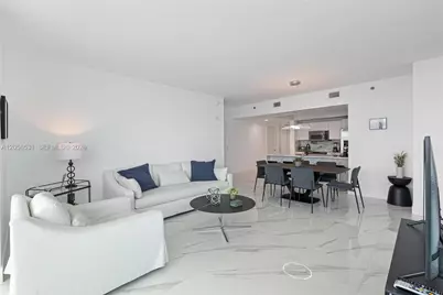 950 Brickell Bay Dr #2210, Miami, FL 33131 - Photo 17