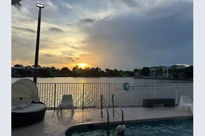 5880 Collins Ave #703, Miami Beach, FL 33140 - Photo 9