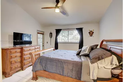 16 Via De Casas Sur #201, Boynton Beach, FL 33426 - Photo 7