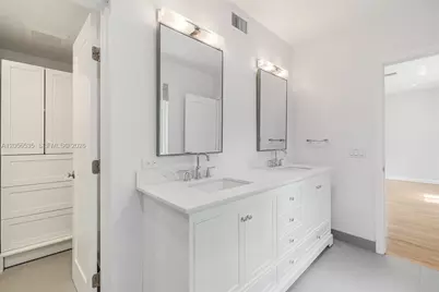 1012 NE 116th St, Biscayne Park, FL 33161 - Photo 21