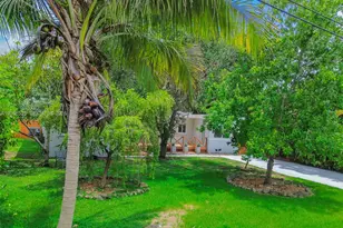 1012 NE 116th St, Biscayne Park, FL 33161 - Photo 47