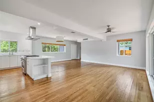 1012 NE 116th St, Biscayne Park, FL 33161 - Photo 7