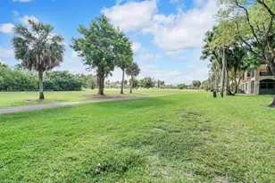 401 SW 158th Terrace, Pembroke Pines, FL 33027 - Photo 5