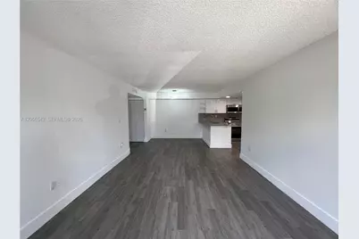 7235 NW 179th St #104, Hialeah, FL 33015 - Photo 23