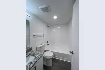 7235 NW 179th St #104, Hialeah, FL 33015 - Photo 27