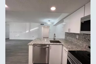 7235 NW 179th St #104, Hialeah, FL 33015 - Photo 15