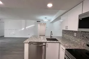7235 NW 179th St, Hialeah, FL 33015 - Photo 15