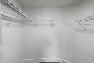 7235 NW 179th St, Hialeah, FL 33015 - Photo 37