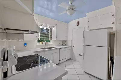 9805 NE 4th Ave Rd, Miami Shores, FL 33138 - Photo 5