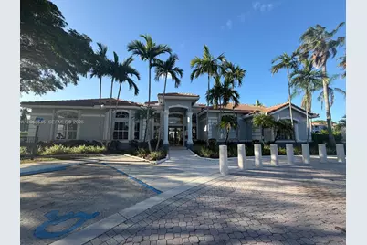 9645 NW 1st Ct #1-110, Pembroke Pines, FL 33024 - Photo 13