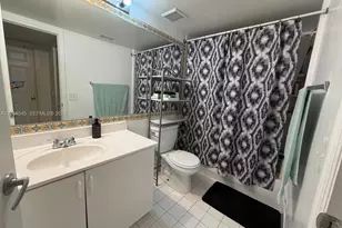 9645 NW 1st Ct, Pembroke Pines, FL 33024 - Photo 9