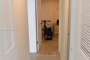 5555 Collins Ave, Miami Beach, FL 33140 - Photo 19