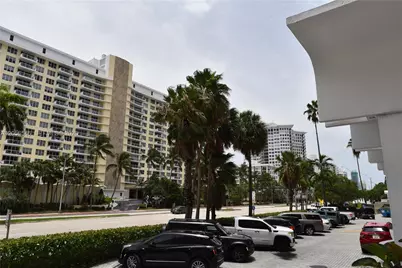 5555 Collins Ave #8K, Miami Beach, FL 33140 - Photo 53