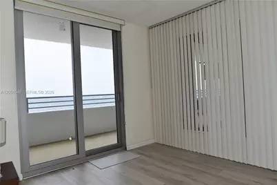 5555 Collins Ave #8K, Miami Beach, FL 33140 - Photo 27
