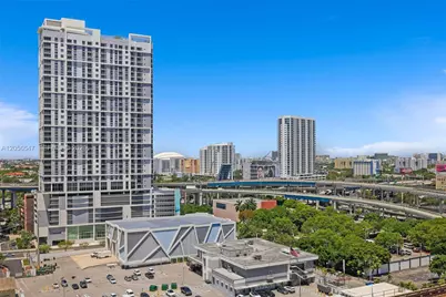 90 SW 3rd St #1608, Miami, FL 33130 - Photo 17