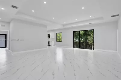 2445 SW 43rd Ter, Fort Lauderdale, FL 33317 - Photo 3