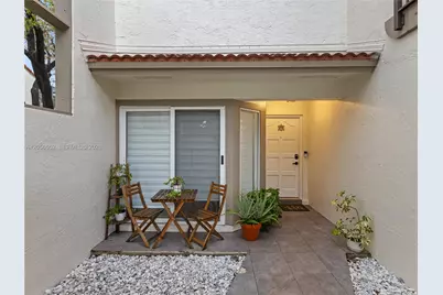 10251 NW 46th St, Doral, FL 33178 - Photo 29