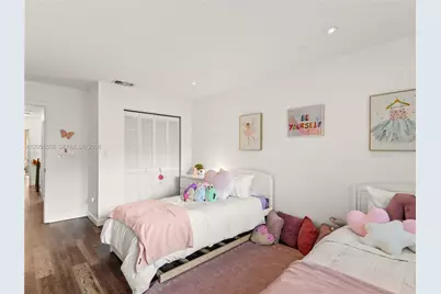10251 NW 46th St, Doral, FL 33178 - Photo 23