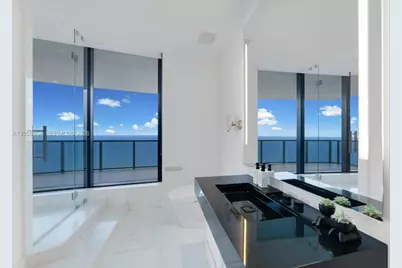 18555 Collins Ave #5201, Sunny Isles Beach, FL 33160 - Photo 37