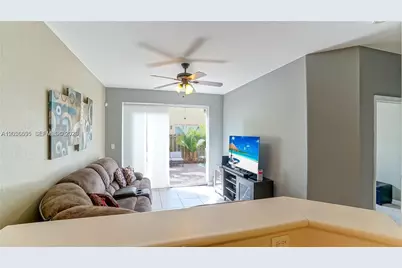 14960 SW 9th Ln #14960, Miami, FL 33194 - Photo 5