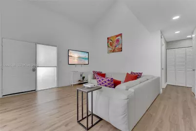 20903 Leeward Ct #311-1, Aventura, FL 33180 - Photo 3