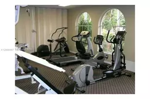 22304 Glenmoor Dr, West Palm Beach, FL 33409 - Photo 3