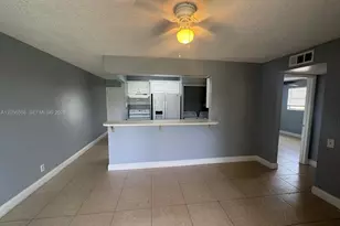 4519 Treehouse Ln, Tamarac, FL 33319 - Photo 3