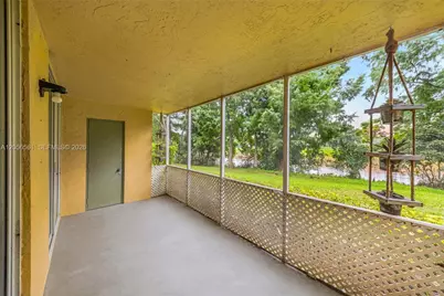 4025 W McNab Rd #E107, Pompano Beach, FL 33069 - Photo 13