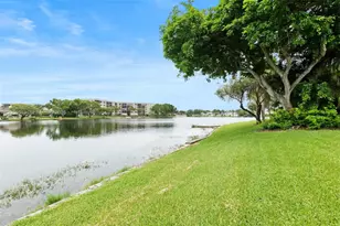 11328 NW 14th Ct, Pembroke Pines, FL 33026 - Photo 23