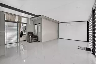 2275 SW 81st Ave, Davie, FL 33324 - Photo 17