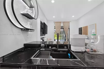 2275 SW 81st Ave #130, Davie, FL 33324 - Photo 11