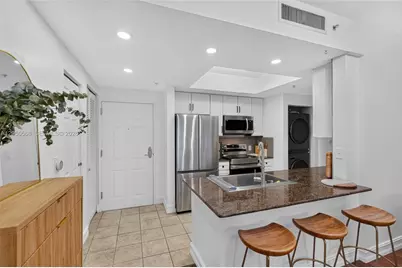 2000 N Bayshore Dr #306, Miami, FL 33137 - Photo 5