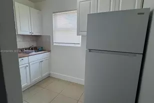1281 NW 60th St, Miami, FL 33142 - Photo 9
