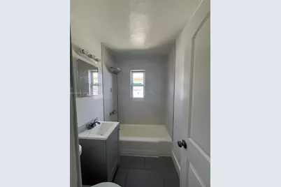 1281 NW 60th St #6, Miami, FL 33142 - Photo 19