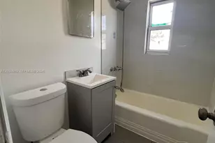 1281 NW 60th St, Miami, FL 33142 - Photo 21