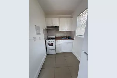 1281 NW 60th St #6, Miami, FL 33142 - Photo 11
