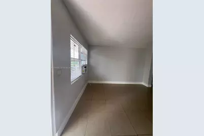 1281 NW 60th St #6, Miami, FL 33142 - Photo 3