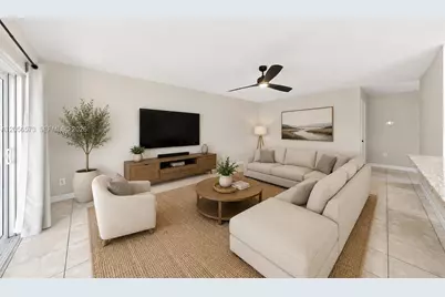 8406 NW 201st St, Hialeah, FL 33015 - Photo 19