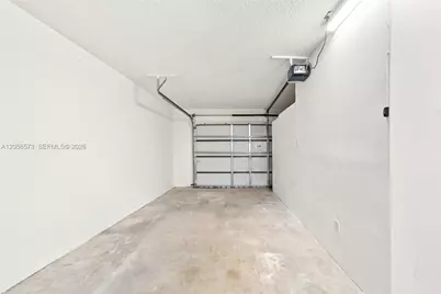 8406 NW 201st St, Hialeah, FL 33015 - Photo 71
