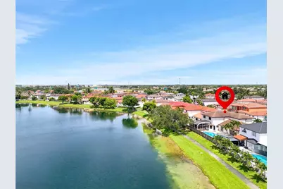 8406 NW 201st St, Hialeah, FL 33015 - Photo 63