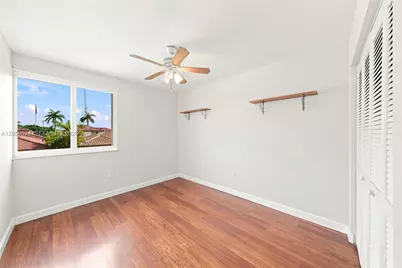 8406 NW 201st St, Hialeah, FL 33015 - Photo 41
