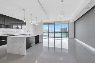 3300 NE 188th St, Aventura, FL 33180 - Photo 9