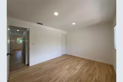8111 SW 81st Pl, Miami, FL 33143 - Photo 7